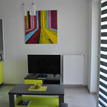 Apartment Pop Art *